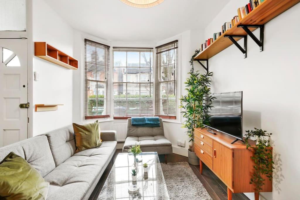 2 Bed Garden Flat Leyton Village London Exterior foto